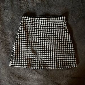 Mango Brand Houndstooth Miniskirt